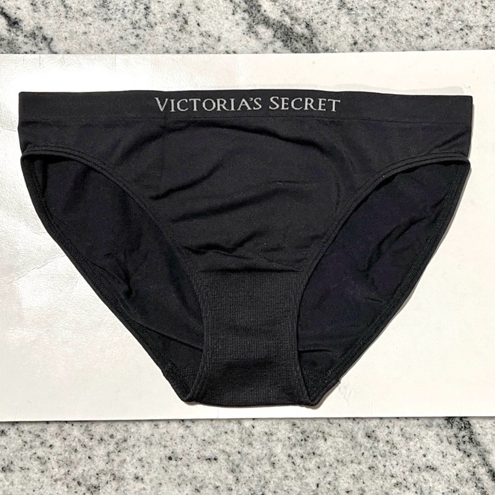 New Victoria's Secret Sexy Black Logo Seamless No Show Bikini Panties VS Small S